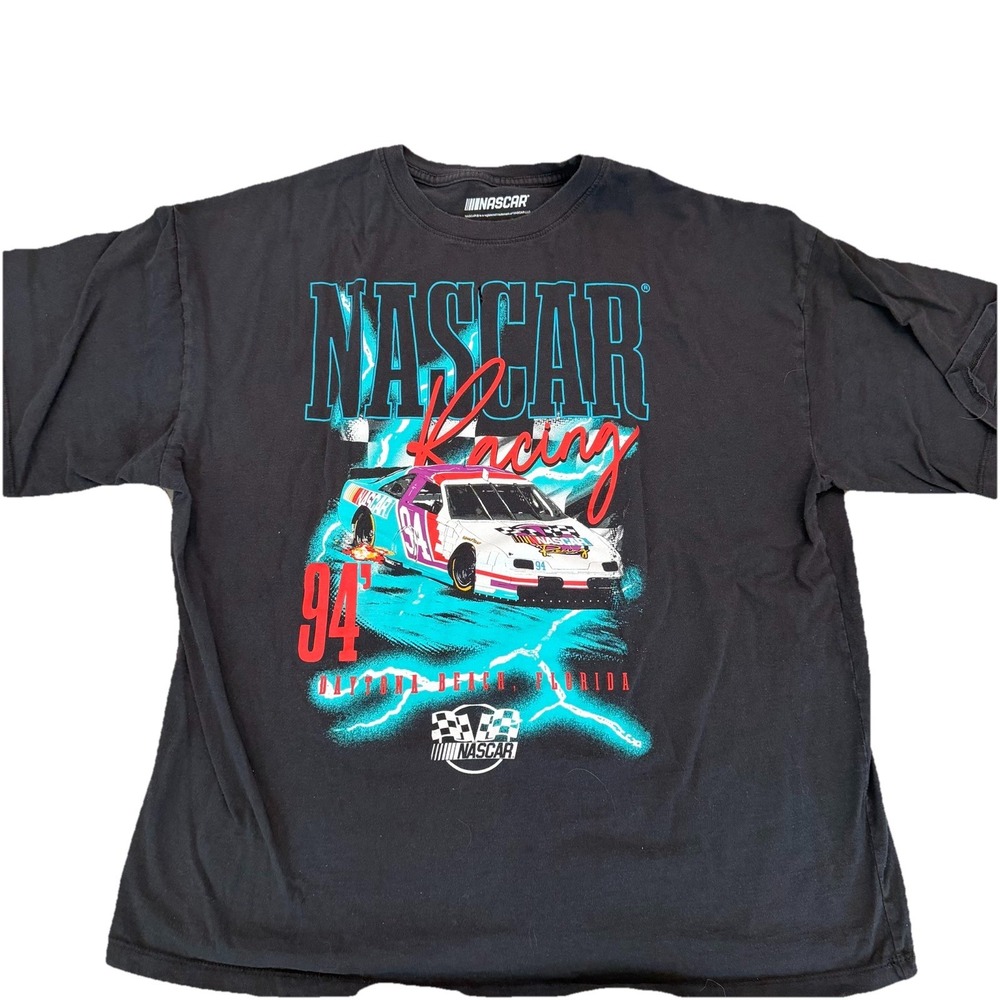 Vintage 90s NASCAR Racing T-Shirt Daytona Beach Florida Car Graphic Tee Sz M